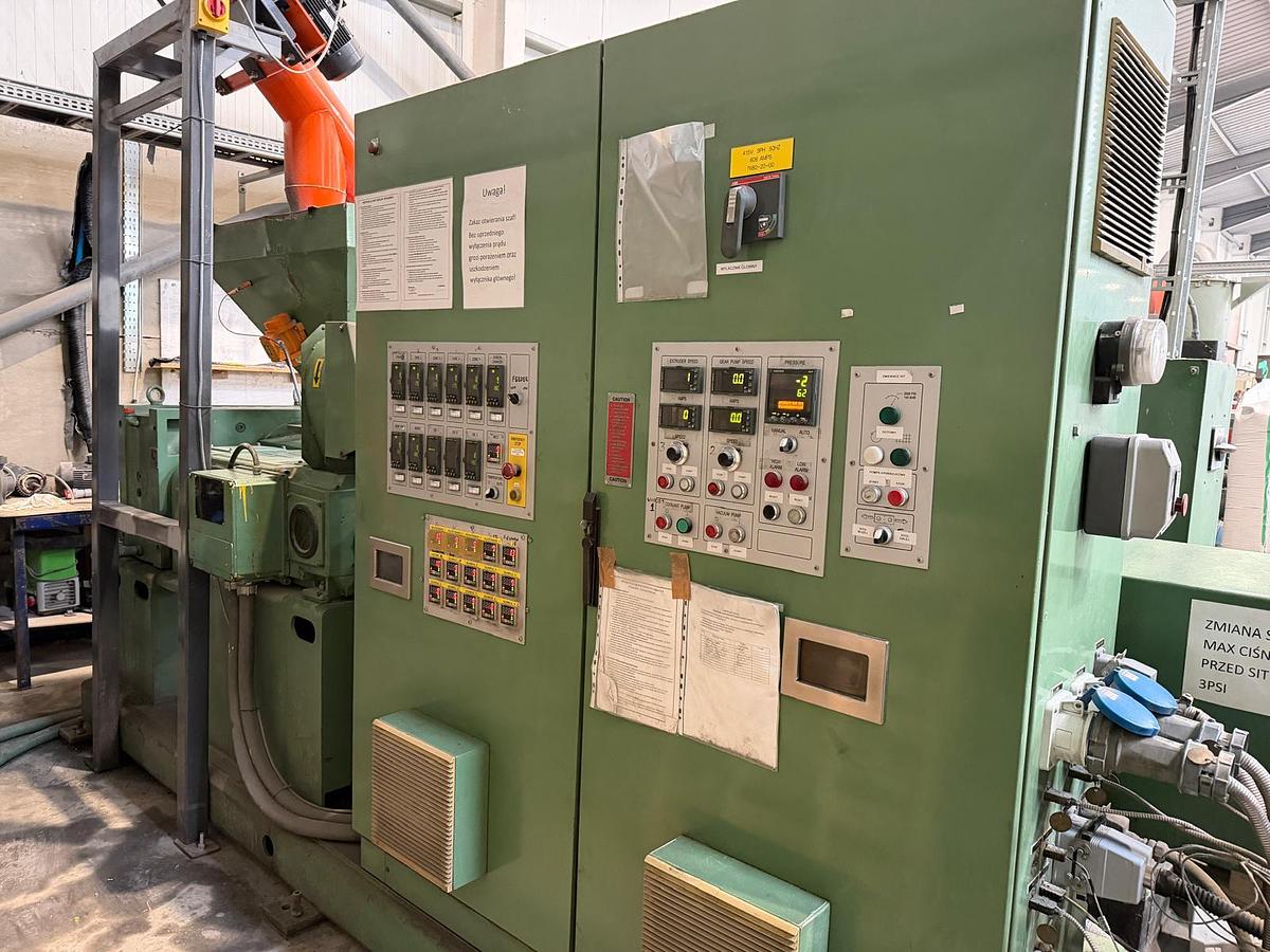 Used 2300mm wide Welex Italproducts sheet line. 120mm extruder, with gear pump and 2300mm die head. 2300mm calender, haul off cross cut saw.