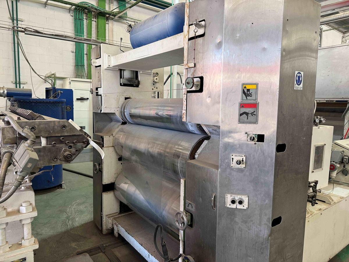 Used 1300mm wide Welex coextrusion sheet line with 120mm and 63mm extruders, 1300mm die, 1350x450mm roll stack, haul off winder. Crystalliser, dryer. 1997