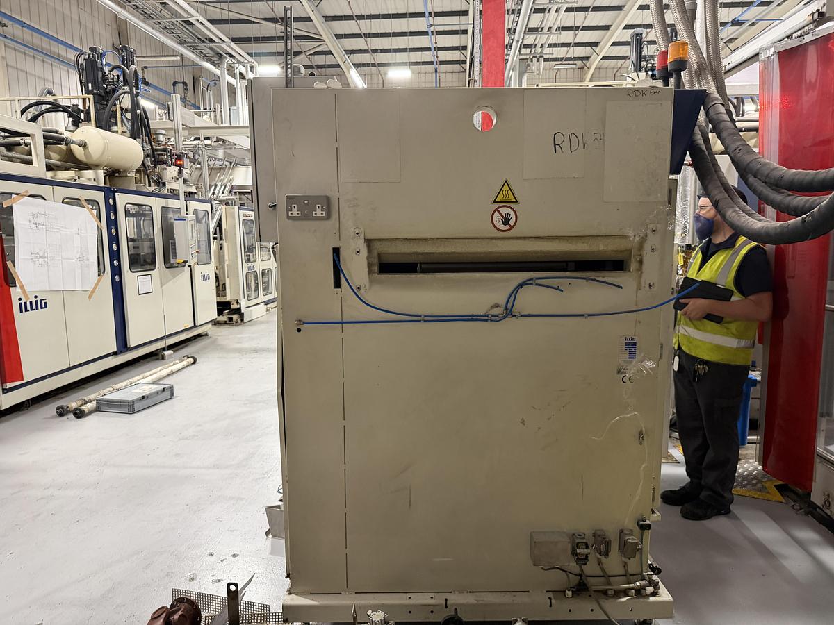 Used 600mm wide Illig preheater model VHW 60/2