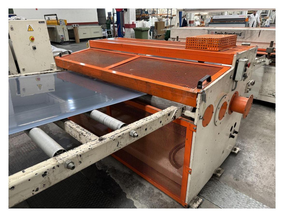 Used 1500mm Davis Standard coextrusion sheet line with 90mm,60mm,60mm extruders. 1400mm die 0.5-8mm. 5 layers. 1500mm x 460mm, haul off, shear 2001