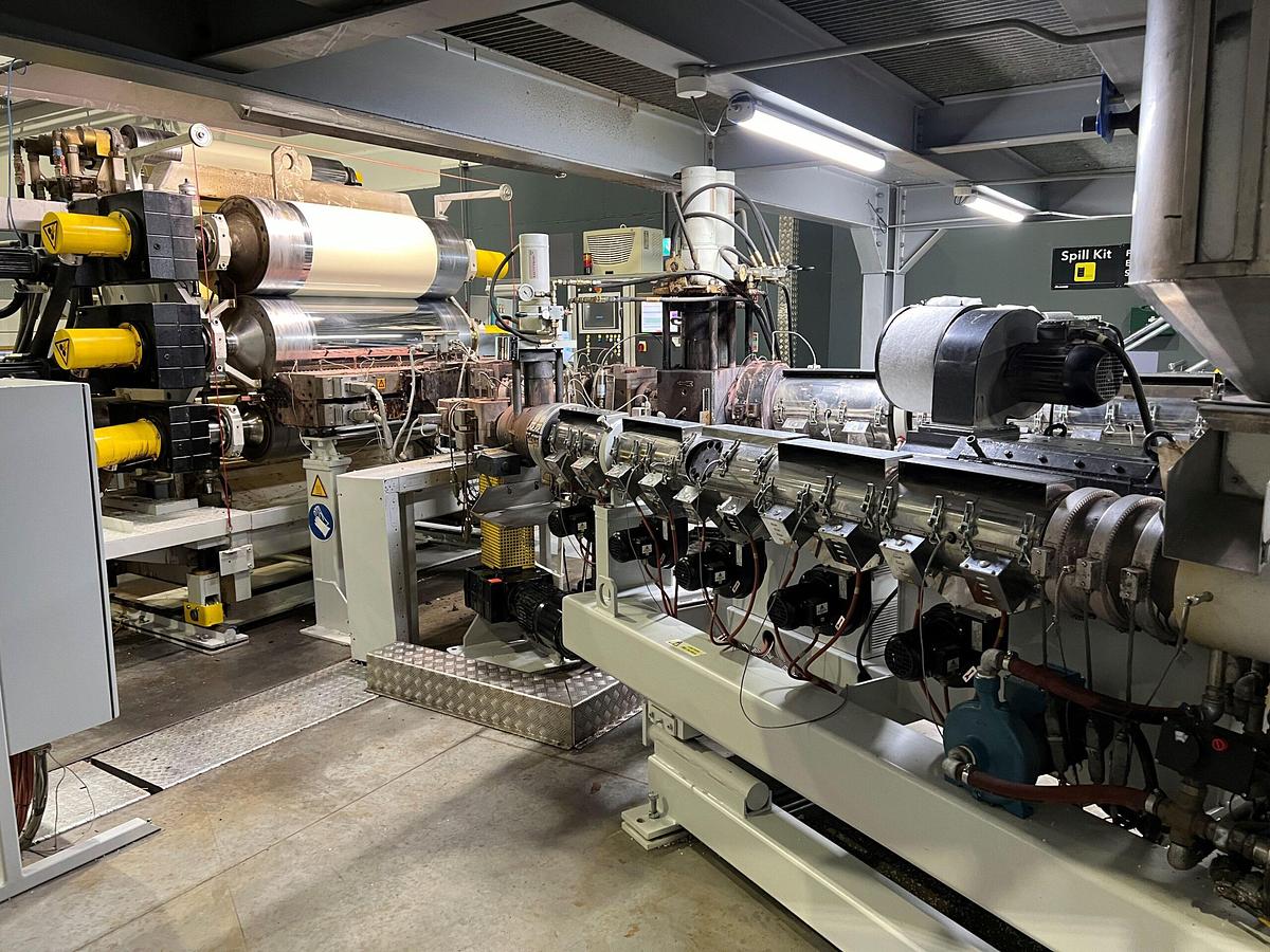 Used 1200mm Wide SML Coextrusion PP Sheet Line With 105mm Extruder + 2 x 75mm Coextruders, 1300mm Die, 1400mm Calender, Haul Off Winder 1200kg/hr 2007