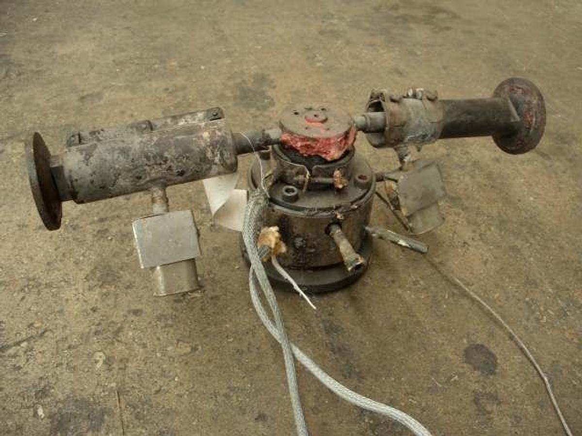 Used 12/15mm Betol Coextrusion 'Striping' Tube die for MacDonald type 'jumbo' Straw