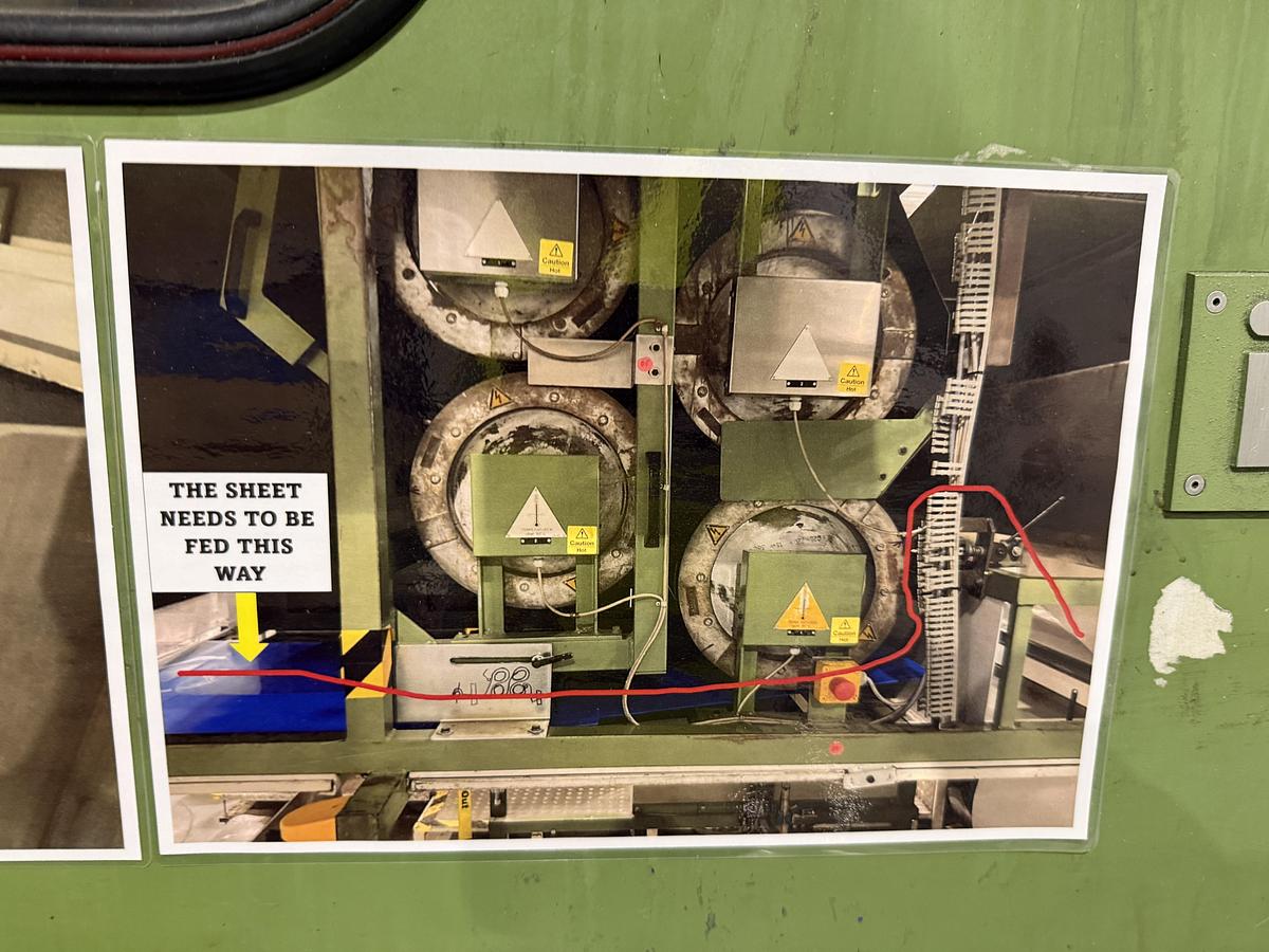 Used 720mm wide Illig preheater model VHW72/4 with 4 x heated rolls.