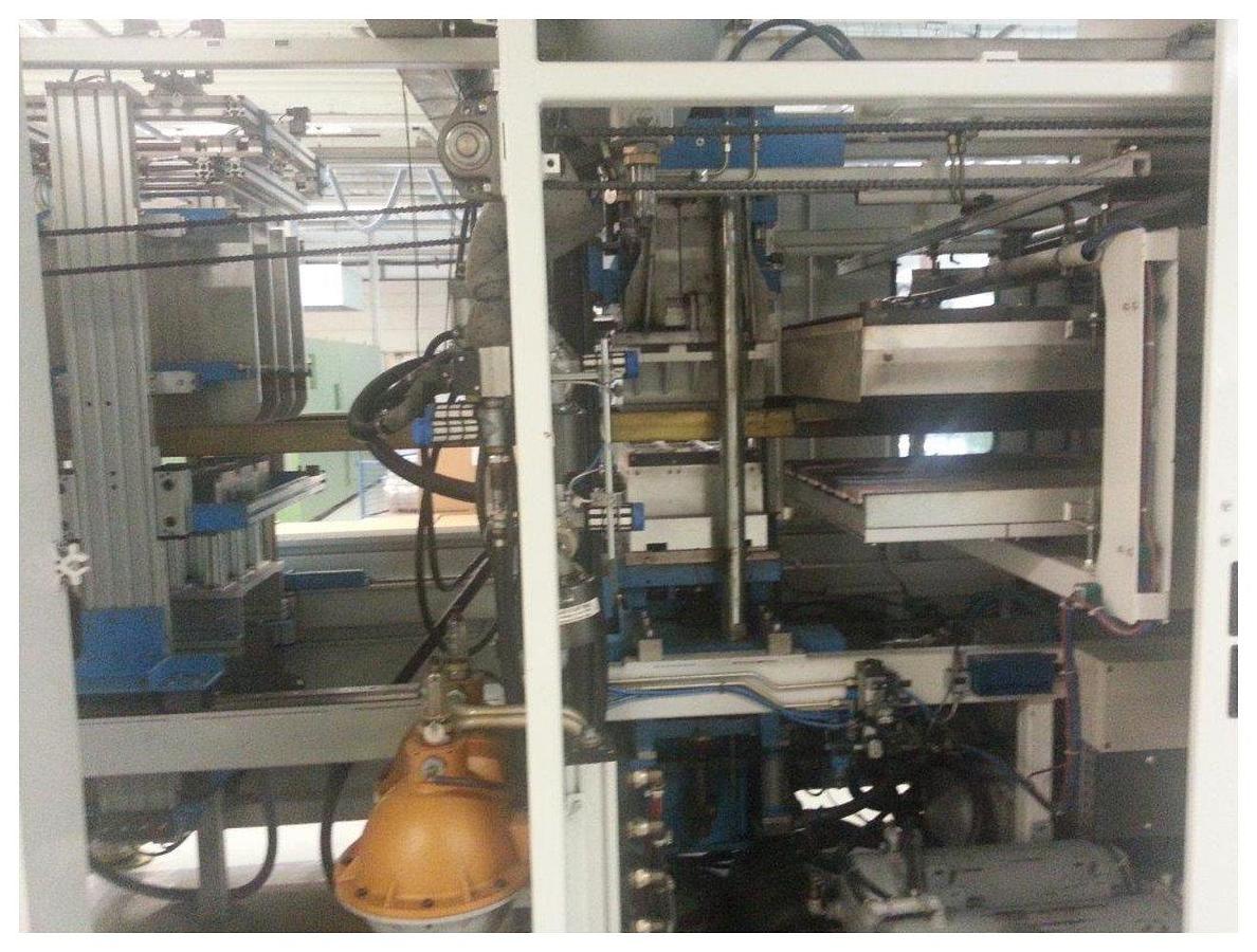 Used 520x400mm Kiefel Kl 52 BFS Auto Pressure/ Vacuum Former With Steel Rule Cut In Place, Stacker And Waste Rewind Ps,eps,pp,pe,pvc,apet, 1996 24000hrs