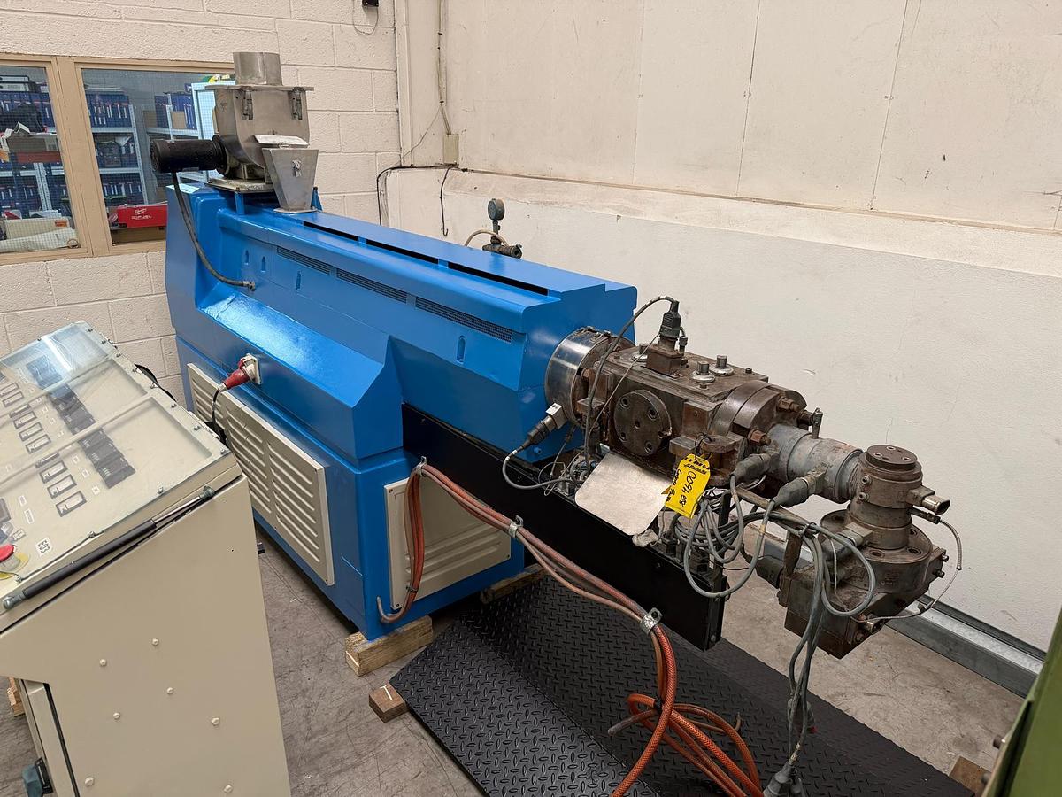 Used 70mm ( Circa) Covema extruder, vented with die head