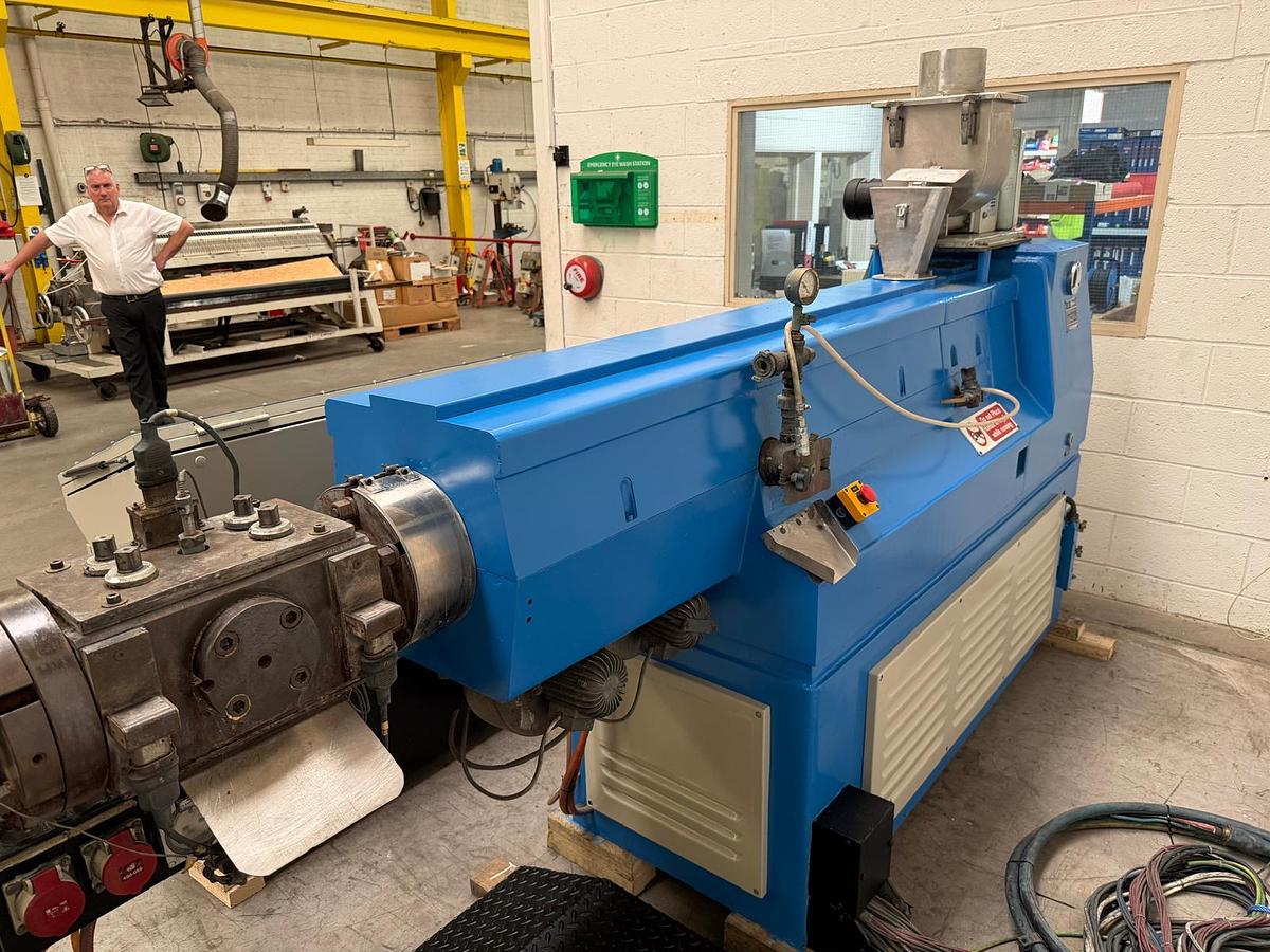 Used 70mm ( Circa) Covema extruder, vented with die head