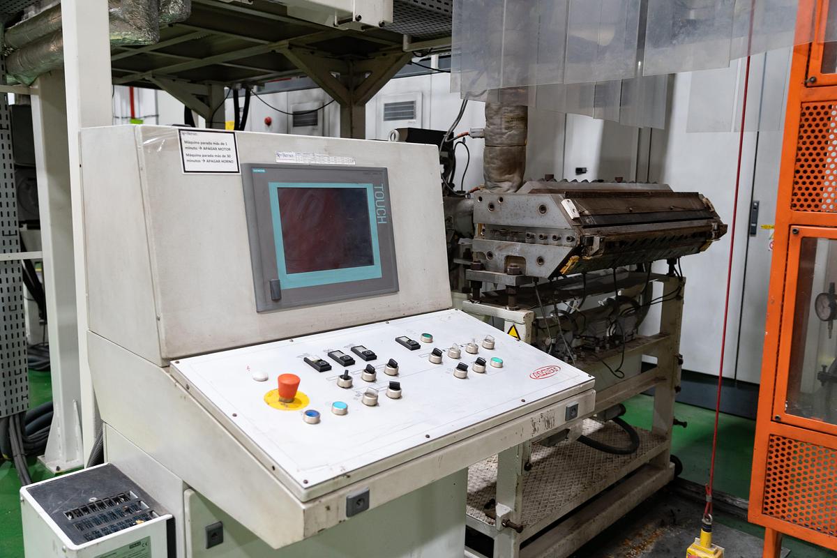 Used Complete PP PS PET Illig RDM 75K and 80K factory comprising 4 in line thermoformers with Amut extrusion systems, Illig thermoformers and stacking. Complete suite of tooling. 2007-2010