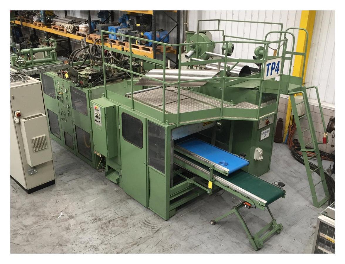 Used 500 x 280mm Illig Model RDM 50K pressure forming machine with mechanical plug,. Illig stacker. 125mm max draw 1988