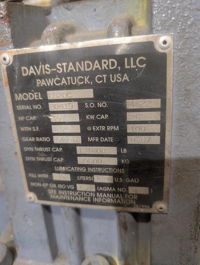 Used 50mm Davis Standard single screw extruder model EB200. 26kw motor. 17.5:1 gearbox ratio 2007
