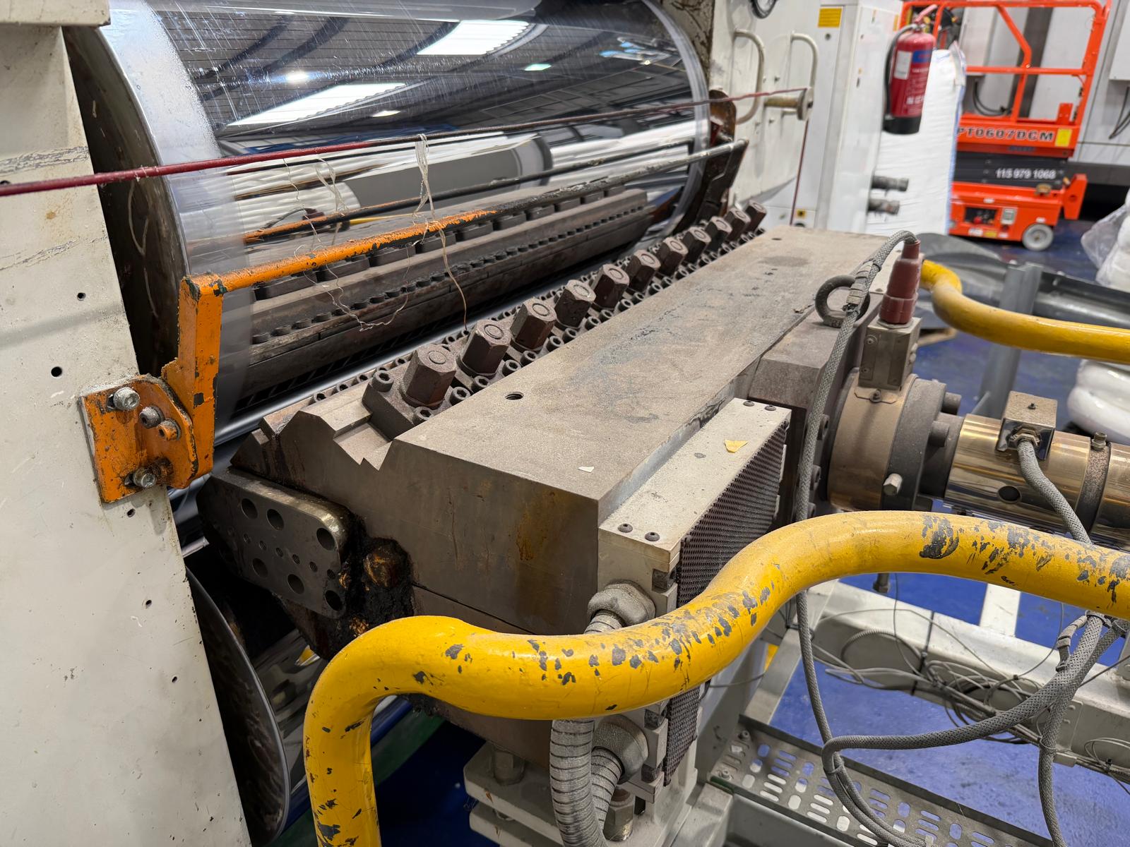 Used 1000mm wide Battenfeld sheet extrusion line. 120mm extruder, gear pump, 900mm die, 1000mm x 450mm stack, haul off 2 station winder.