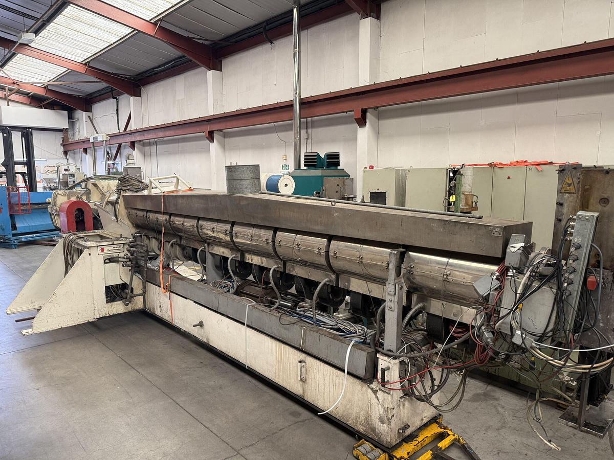 Used 175mm Erwepa Davis Standard Single Screw Extruder Vented. 350kw Dc Motor With Drive. Electrically Heated Barrel, Screen Changer, Gear Pump
