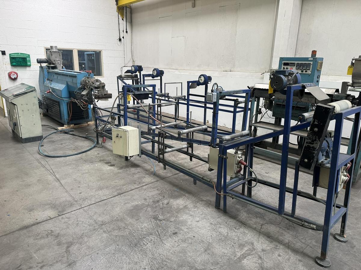 Used 70mm ( Circa) Covema extruder, vented with die head