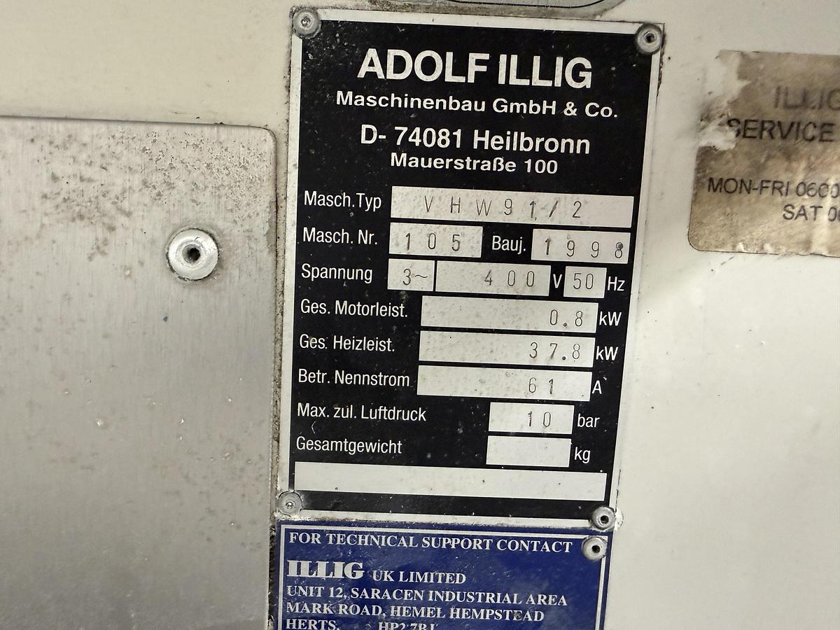 Used 900mm wide Illig preheater model VHW 91/2 with 2 x large heated rolls. Index type