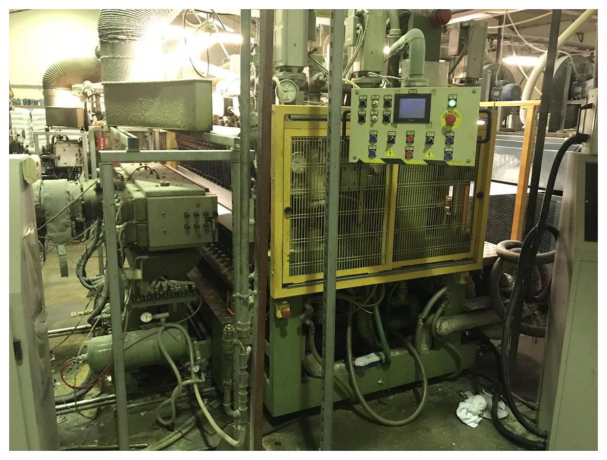 Used 1250mm Wide Kweenb Rossi Stampi twinwall PP Line; 120mm Extruder, G/pump, Die, Calibrator, hauloff, Oven, H/Off, Treater, Nip Roll, Guillotine, Grinder.Yr2007