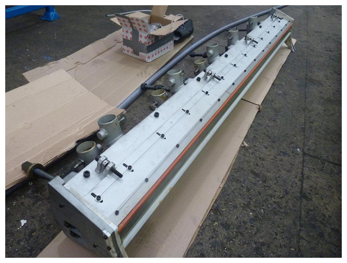 Used 1910mm Cloeren Epoch* III AutoGauge* 5.5 Extrusion Die