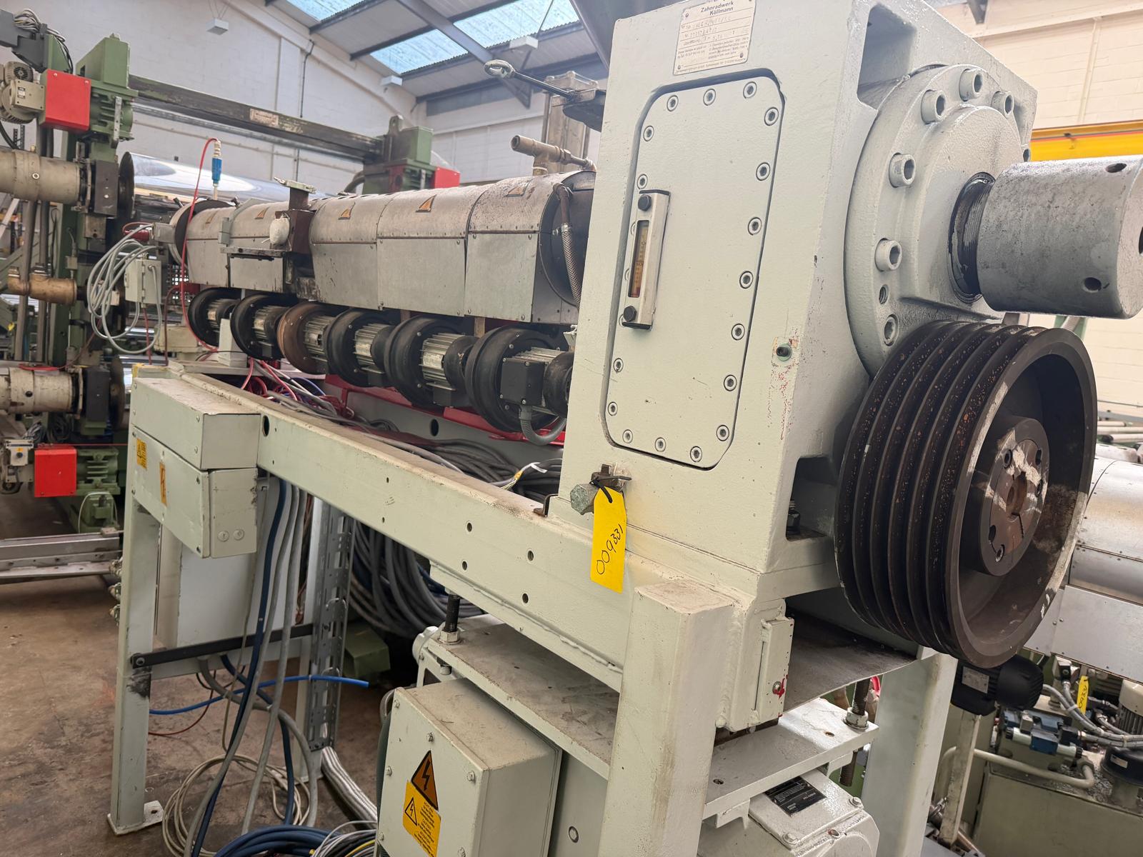 Used 60mm Kuhne 33D vented coextruder with 25kw dc motor. filter, and Normag gear pump. 2002