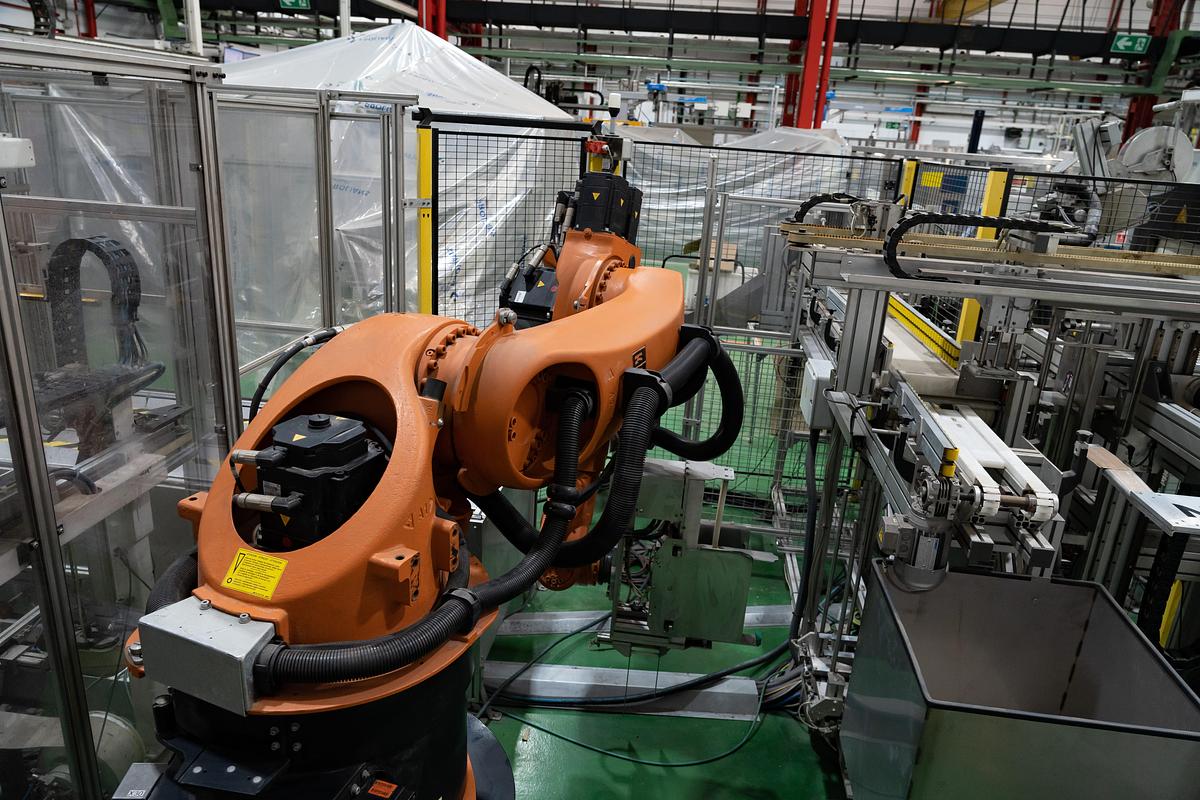 Used Complete PP PS PET Illig RDM 75K and 80K factory comprising 4 in line thermoformers with Amut extrusion systems, Illig thermoformers and stacking. Complete suite of tooling. 2007-2010