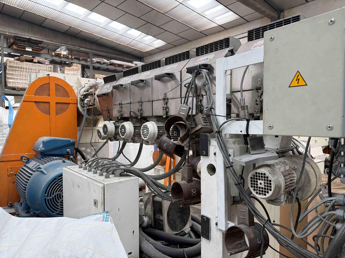 Used 1600mm Union coextrusion sheet line