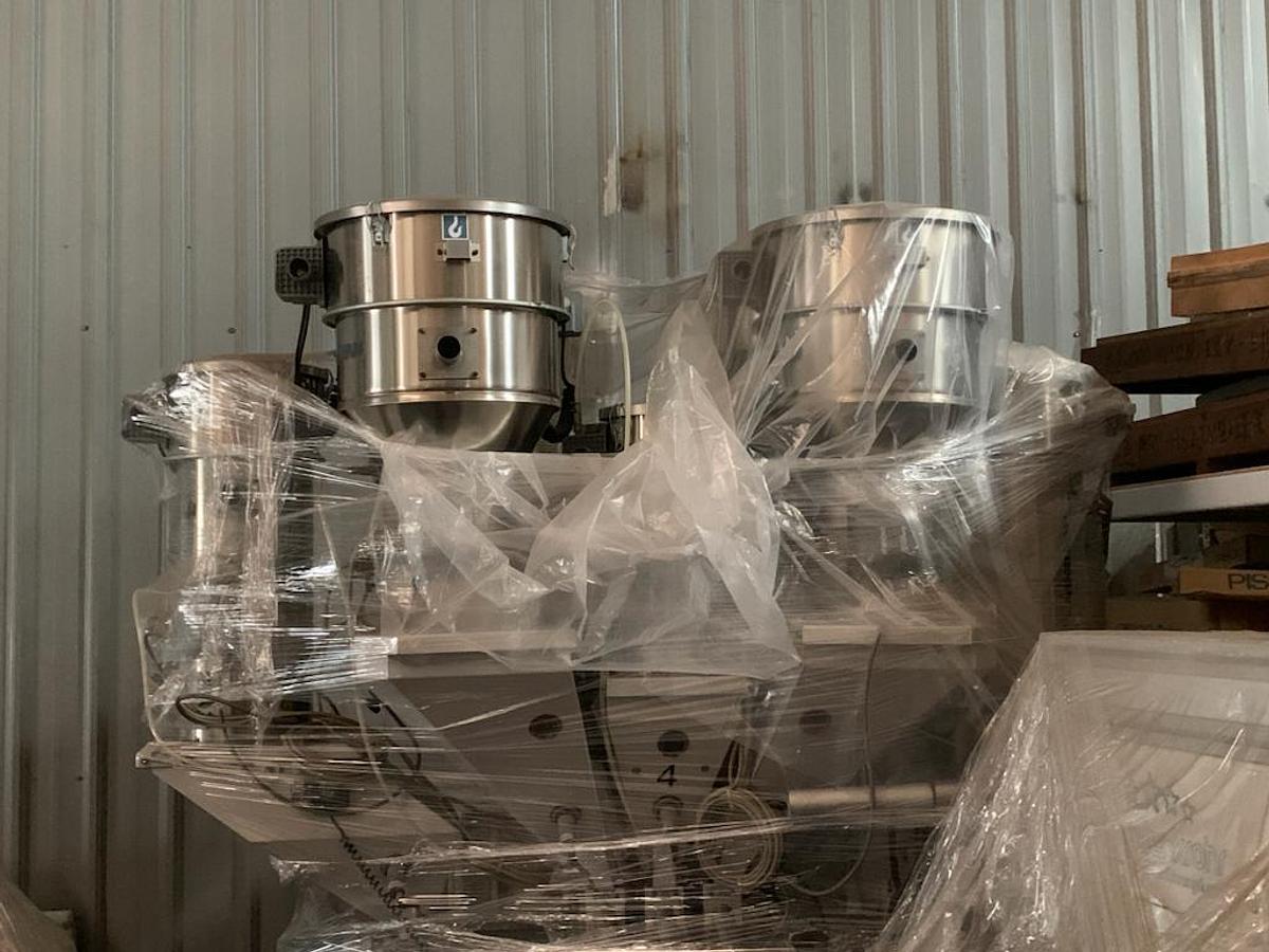 Used 6 Component Piovan MDW400 Gravimetric Doser With Vacuum Loaders And Conveying System. Side Screw Dosers. Year 2013