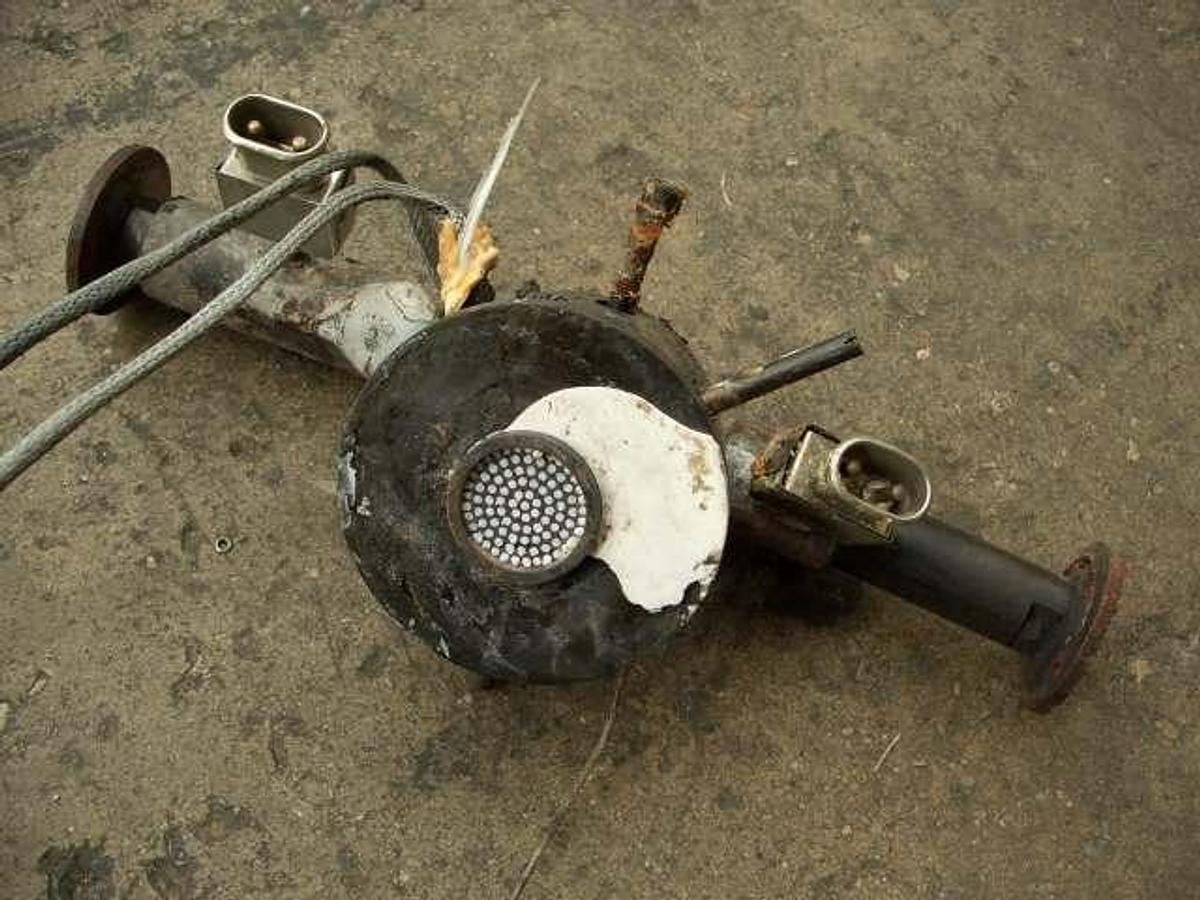 Used 12/15mm Betol Coextrusion 'Striping' Tube die for MacDonald type 'jumbo' Straw