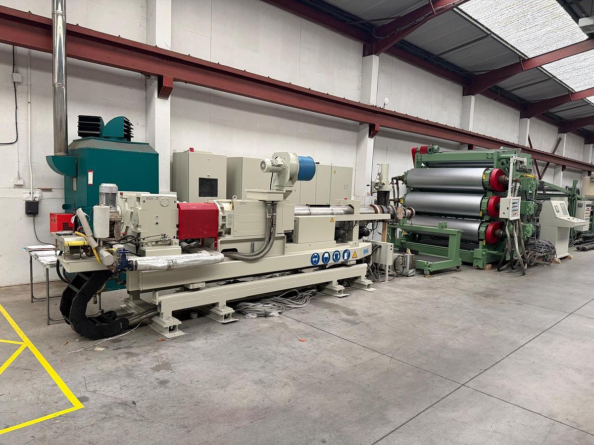 Used 1800mm wide SML Davis Standard coextrusion sheet line. 120/90mm extruders.