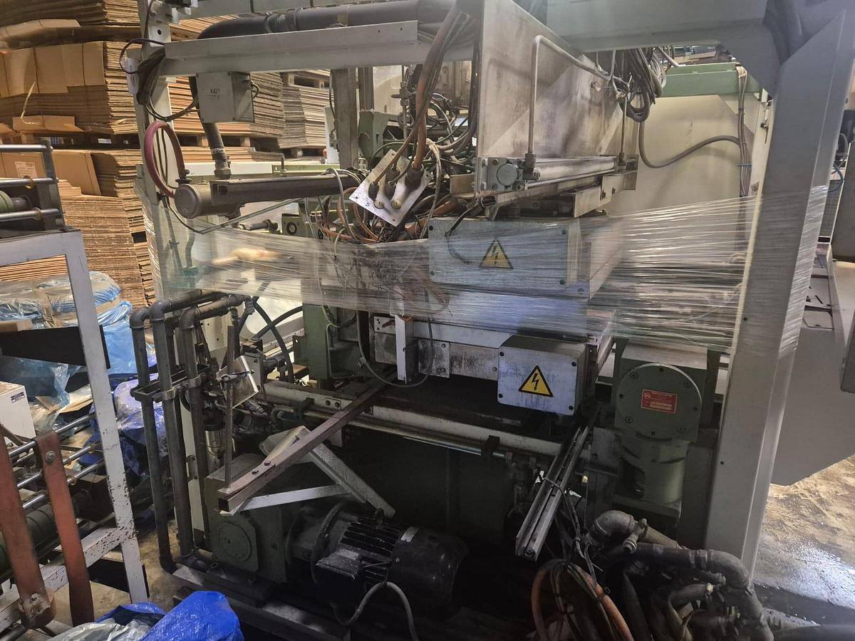 Used 450MM ILLIG LID MACHINE