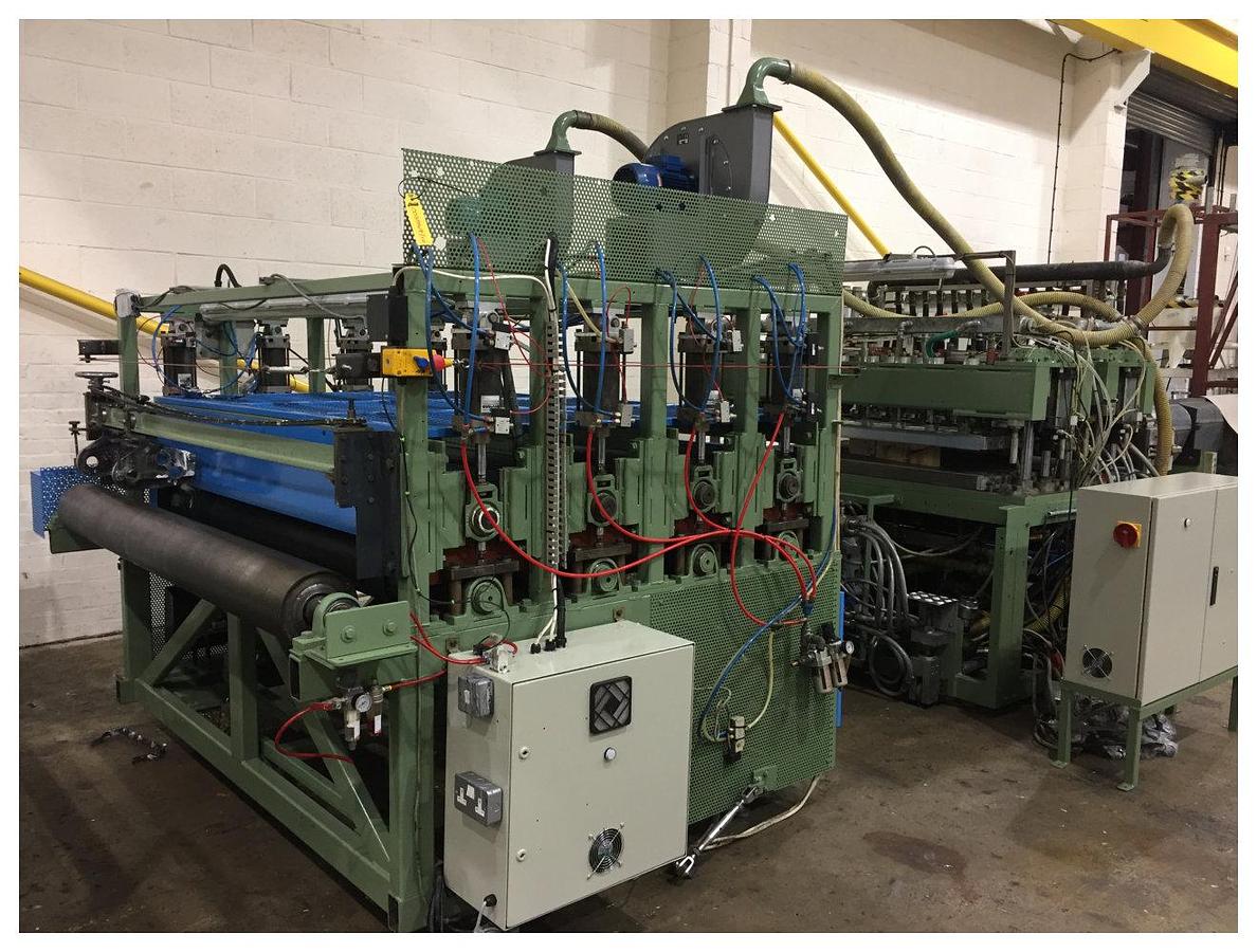 Used 1400mm wide Welex Rossi PP twin wall line, Running 1-5mm ;120mm extruder, s/changer, die, calibrator, hauloff, oven, haul off, guillotine.