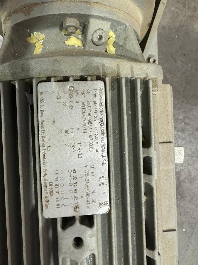 Used 350mm x 150mm wide Summit small granulator with hood. Mounted on wheels. 2009