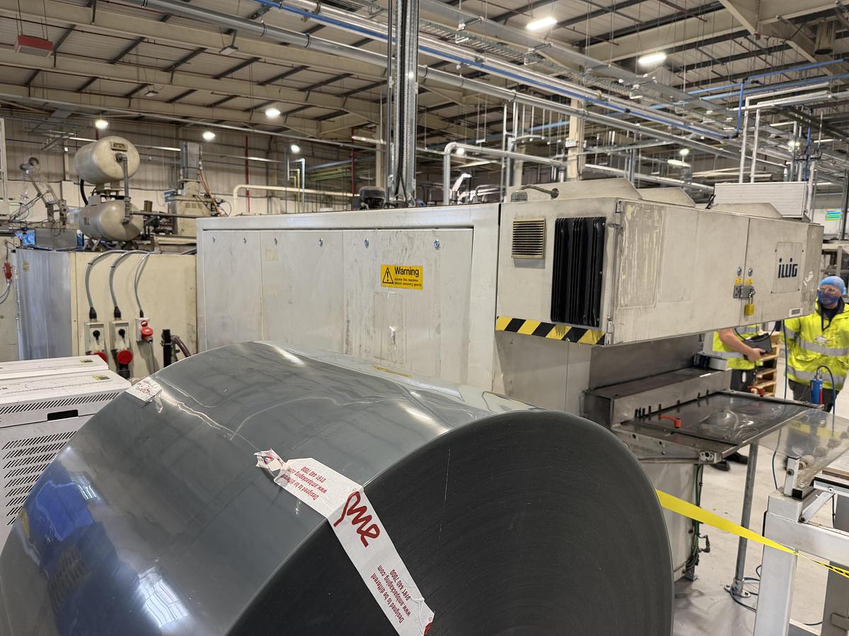 Used 900mm wide Illig preheater model VHW 90/2 Index type