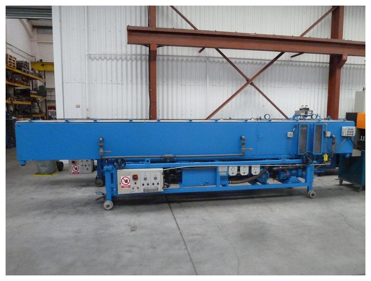 Used 250mm diameter Speedex 6m dual vacuum pipe calibration tank. Model VCST 250 2CH 1994