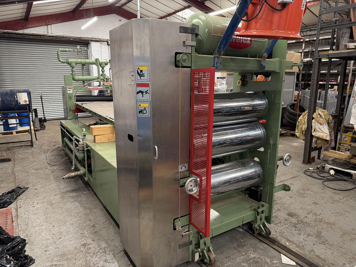 Used 890mm wide Welex 3 roll polishing stack with 300mm diameter rolls. 3 zone pump group. pneumatic nip, haul off. 1997