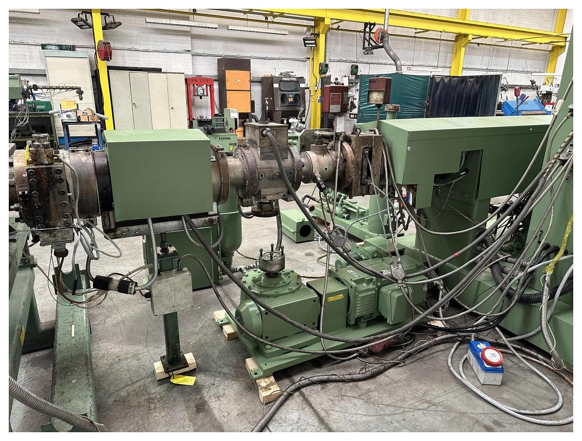 Used 1040mm Welex coextrusion sheet line with 120mm primary extruder, gear pump, 1040mm x 450mm 3 roll stack, puimps, haul off 2 station winder.