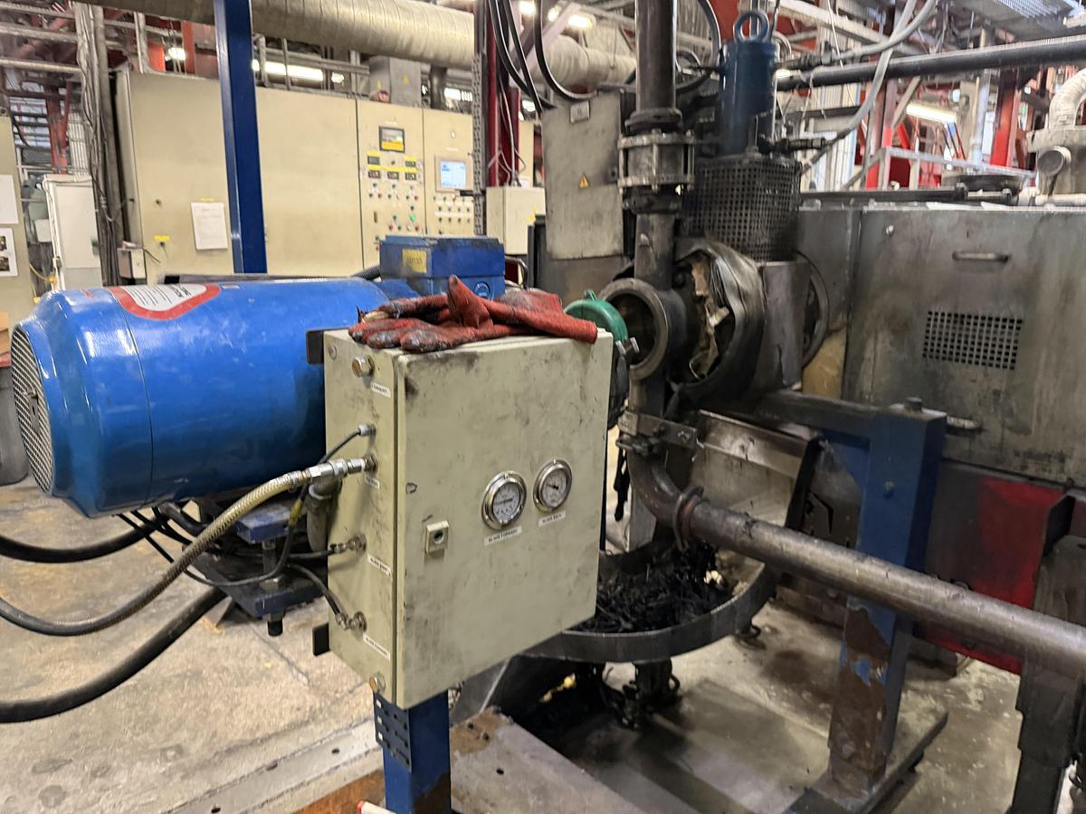 Used 130mm Maris TM133MV twin screw compounding line. 340rpm max. 710kw motor. Gala Model 7 underwater pelletiser. Ktron feeders