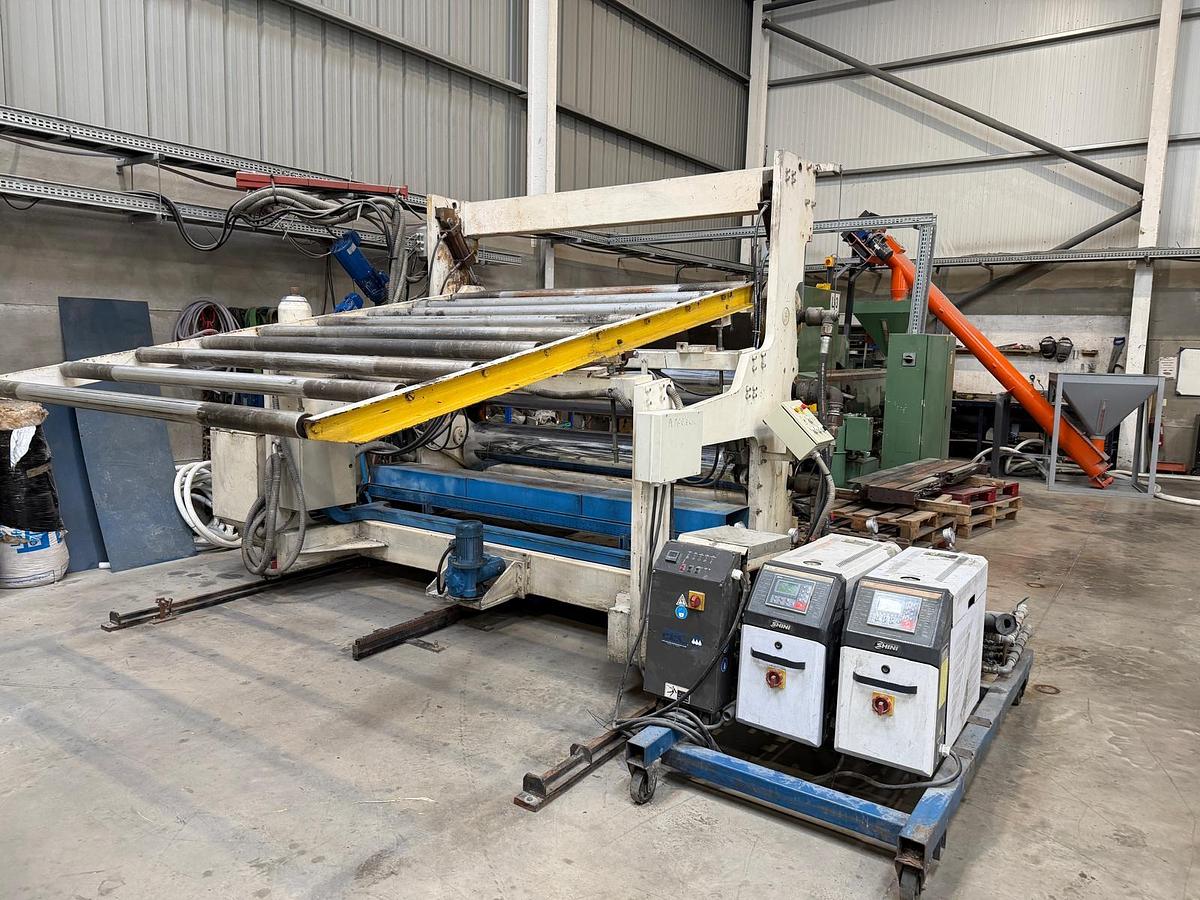 Used 2300mm wide Welex Italproducts sheet line. 120mm extruder, with gear pump and 2300mm die head. 2300mm calender, haul off cross cut saw.