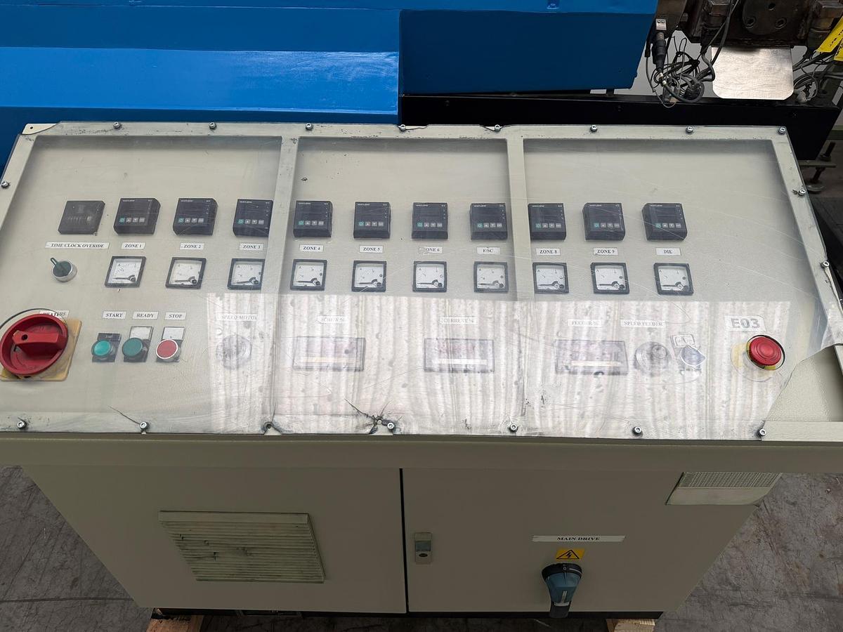 Used 70mm ( Circa) Covema extruder, vented with die head