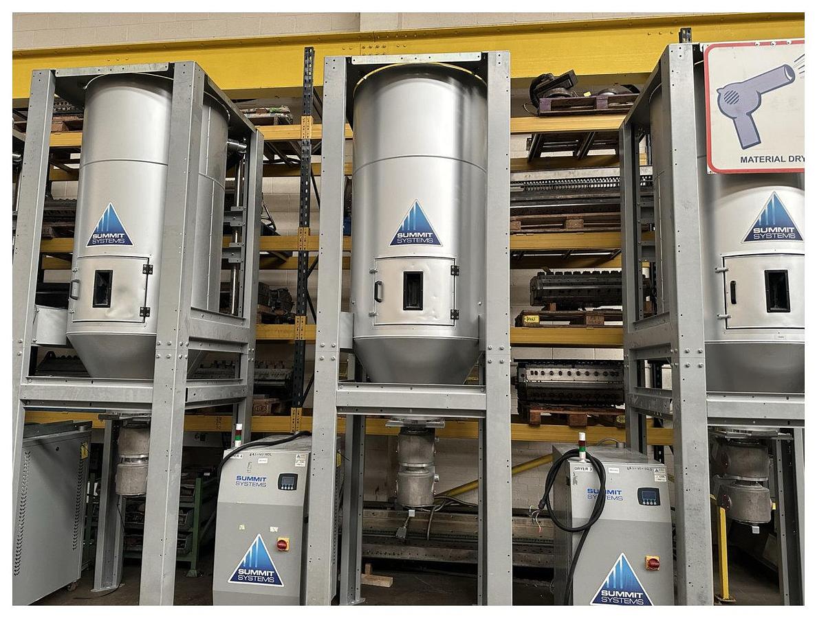 Used 800litre Vismec dryer model D250 with 800litre hopper 2013.