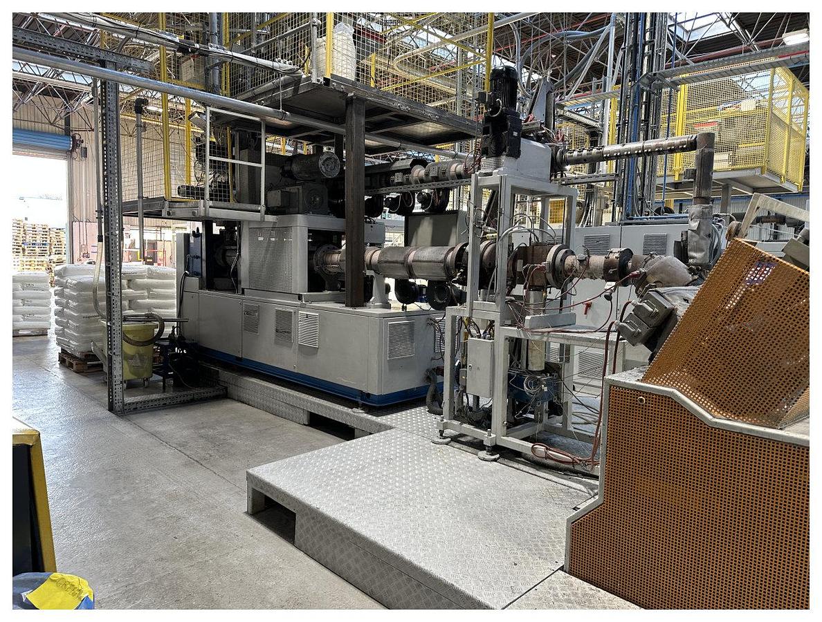 Used 1200mm Wide Diamat Coextrusion Sheet Line With 125mm and 70mm Extruders, 1200mm Calender, Edge Trim, Haul Off accumulator 4 Station Winder 2000