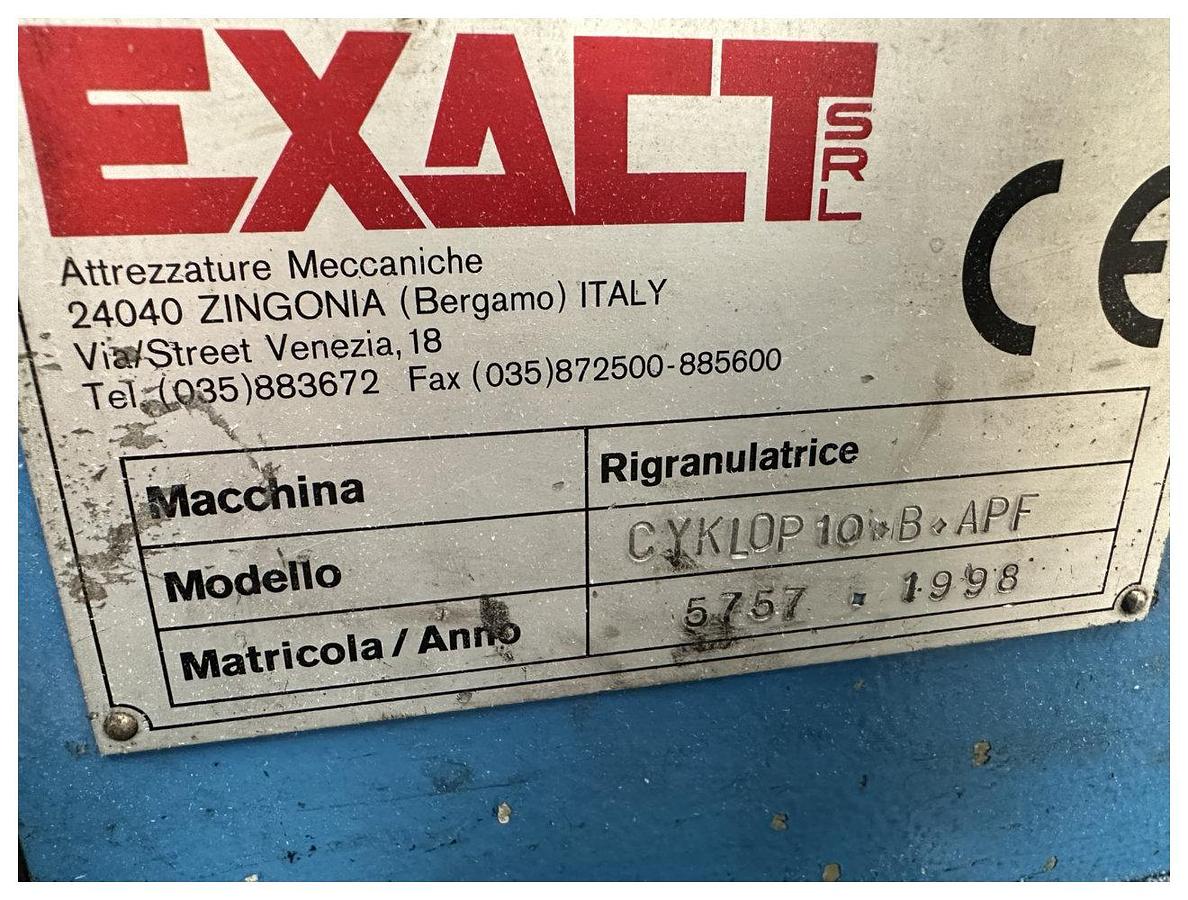 Used 200mm Exact edge trim granulator model CYCLOP 10 B, with unwind and nip rolls.   Film edge trim granulator 1998