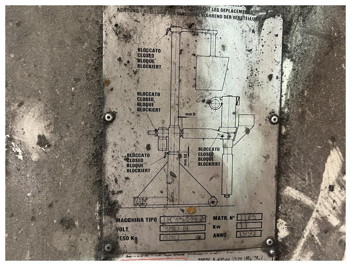 Used 35mm Union Single Screw Extruder Pillar Mounted With Dc Motor. 30d.