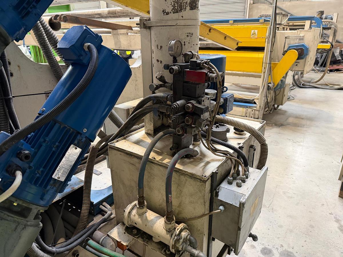 Used 2300mm wide Welex Italproducts sheet line. 120mm extruder, with gear pump and 2300mm die head. 2300mm calender, haul off cross cut saw.