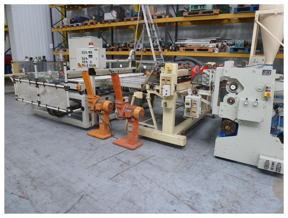 Used 1800mm wide Reifenhauser sheet extrusion line. 120mm Reifenhauser extruder, melt pump, 1700mm die, 3 roll stack, pump group, haul off, cross cut saw.