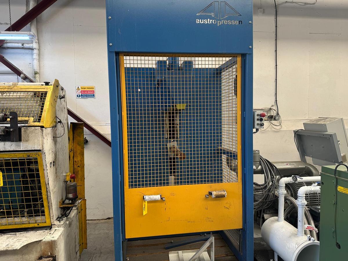 Used 1200mm wide Austropressen Roll splitting machine 2021 Model RS12 with guarding