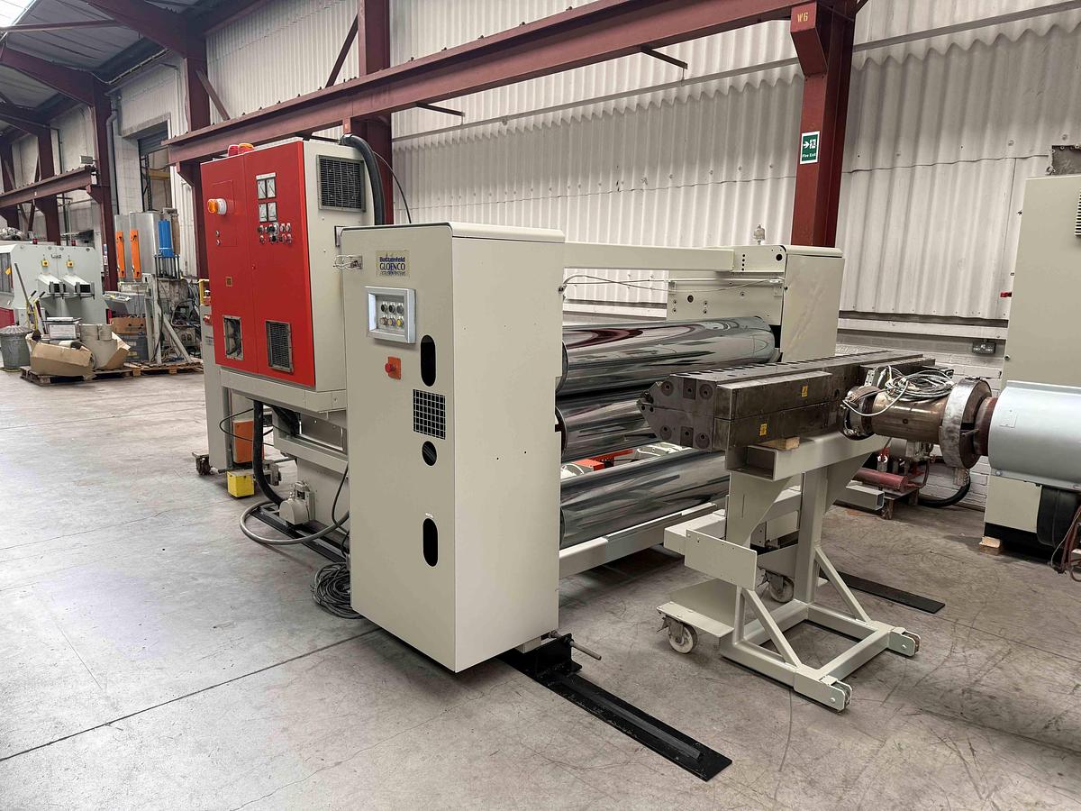 Used 1600mm wide Battenfeld 3 roll stack with hydraulic nip. Haul off and roll temps