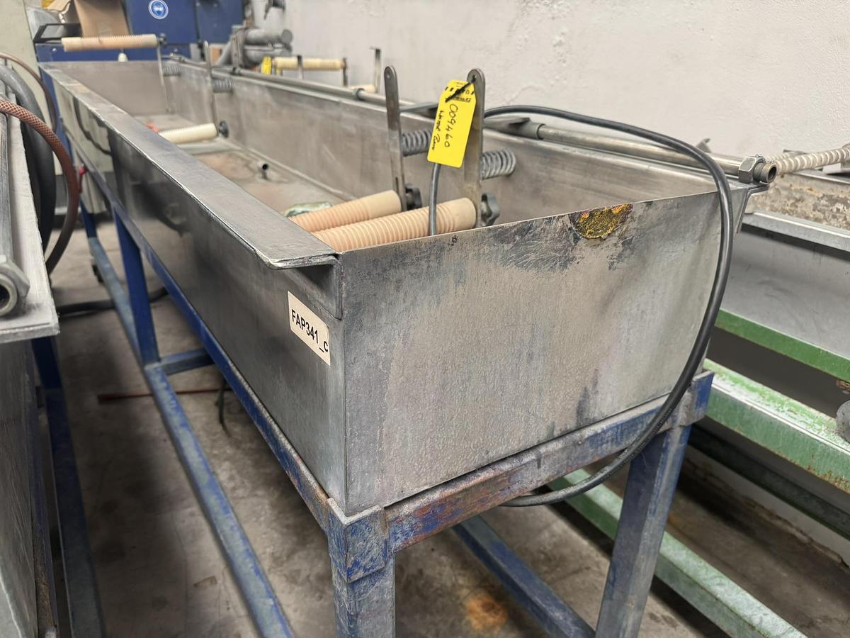 Used 2965x 490 x 250mm water bath, 