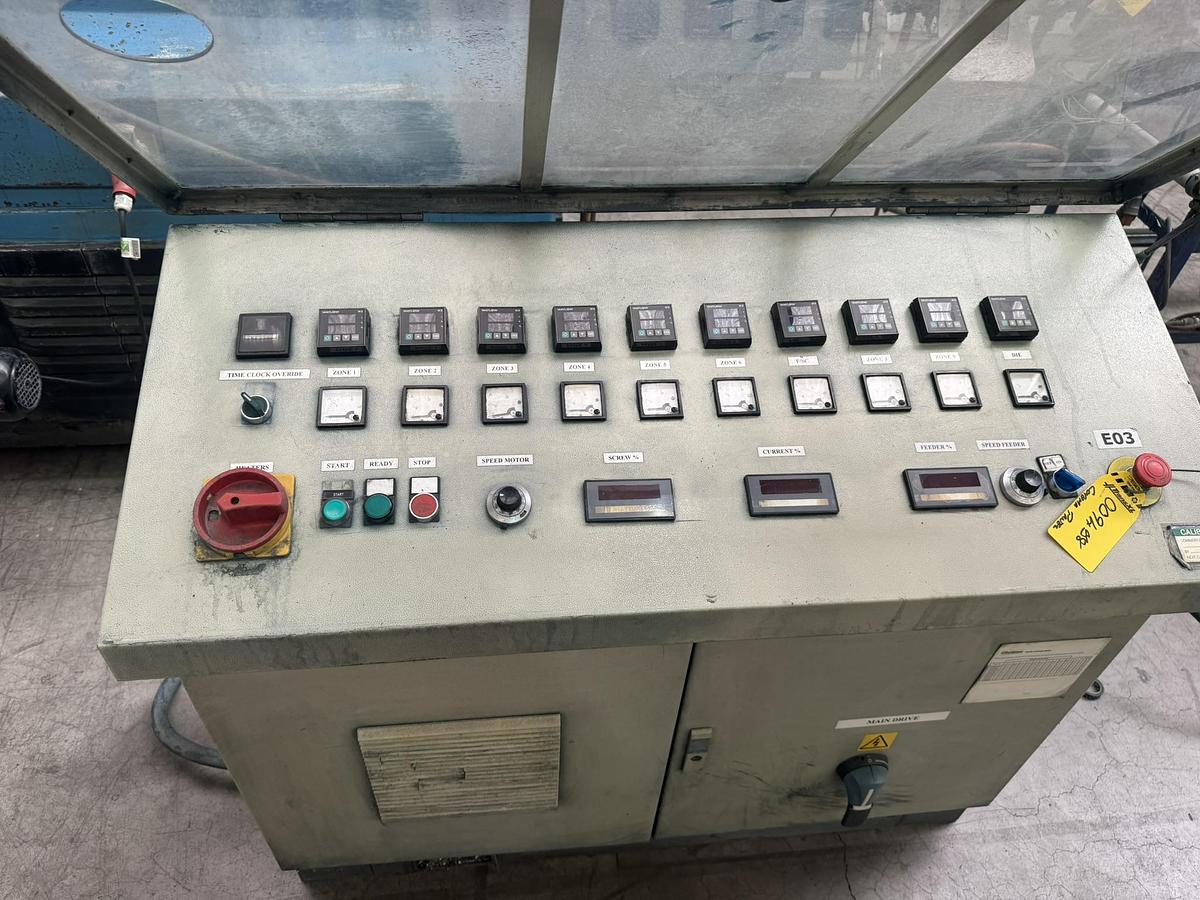 Used 70mm ( Circa) Covema extruder, vented with die head