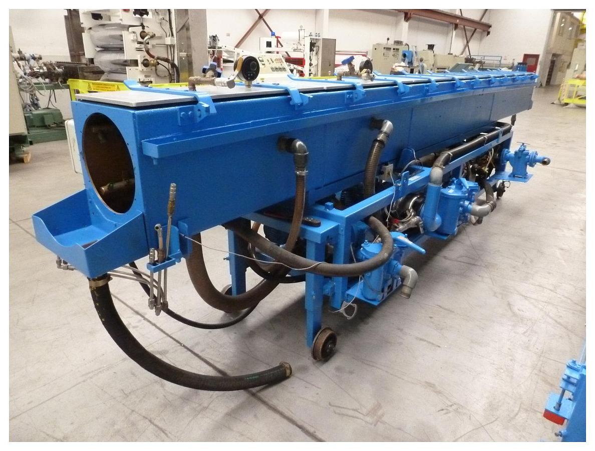 Used 125mm diameter Speedex pipe dual vacuum calibration tank 6m long. Model VCST 125 2CH 1995