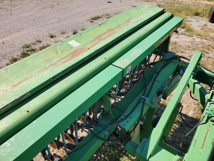 Used 25' John Deere 455 Grain Drill w/ Small Seed Box