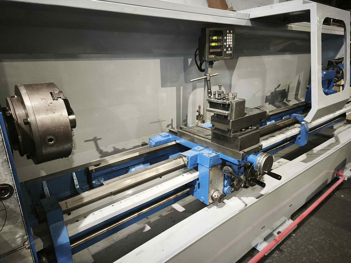 Usado TORNO PINACHO S90-310 DE 3000