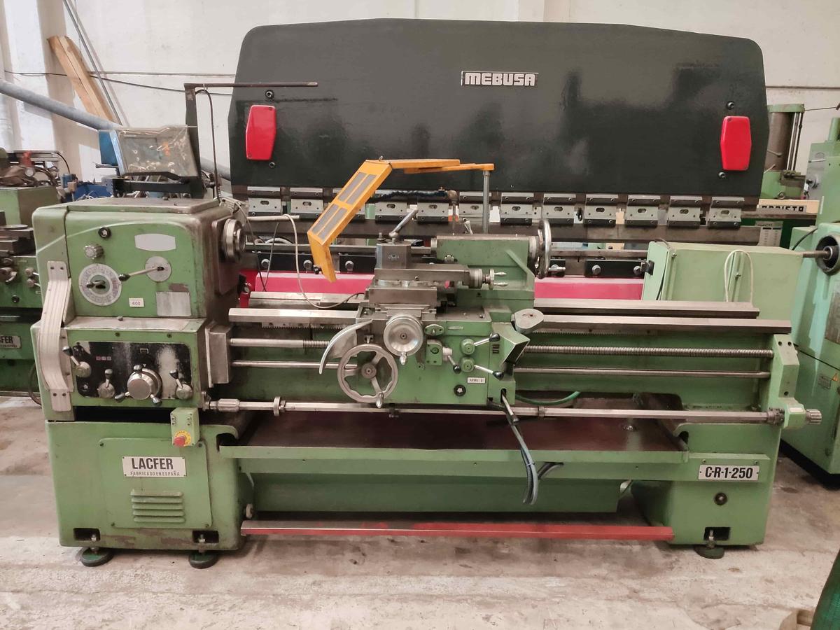 Usado TORNO LACFER CR2-E250 DE 1700