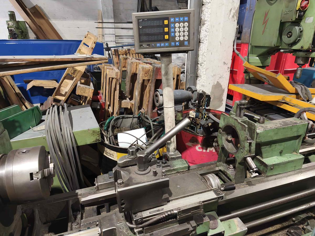 Usado TORNO PINACHO L1-225 DE 1650